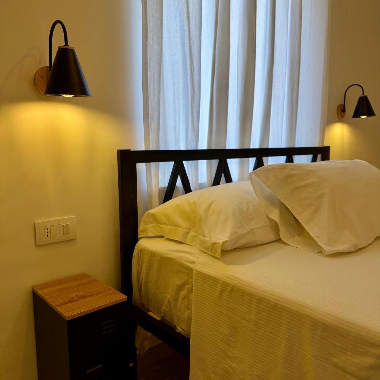 IconicArt - Tourist Accommodation - Camera Matrimoniale Deluxe - 3