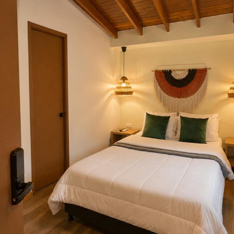 Luum Guest House Manila - Standard Double Room - 7