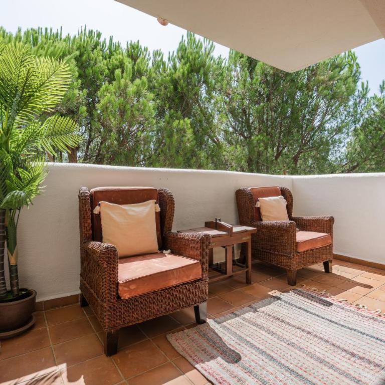 Lovely 3BR Apartment - Green Hills, Elviria, Marbella - Villa Filipa - Apartment mit 3 Schlafzimmern und Bergblick - 7