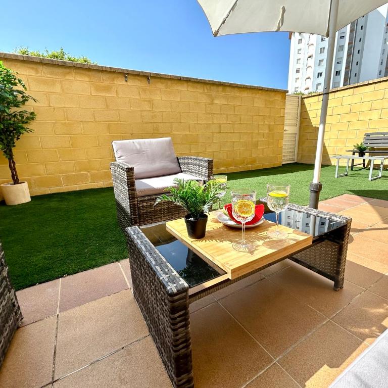 GATU SIROCO junto la playa, piscina, aire acc, terraza -Preferente mayores de 21 años y familias " - Apartment mit Terrasse - 26
