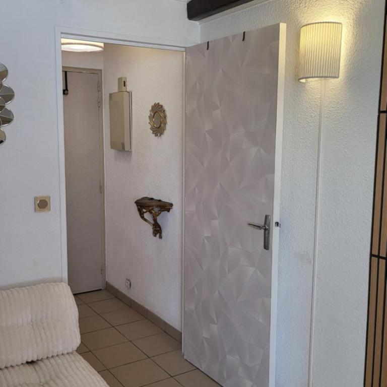 Charment petit t2 en duplex piscine - Appartement 1 Chambre - 3