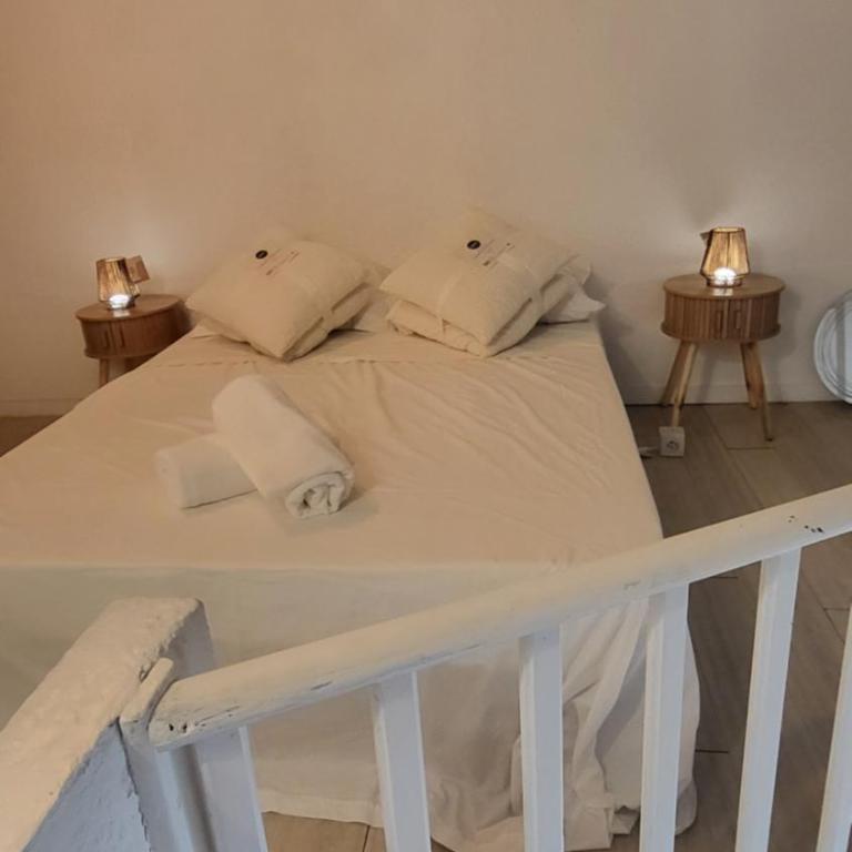 Charment petit t2 en duplex piscine - Appartement 1 Chambre - 6