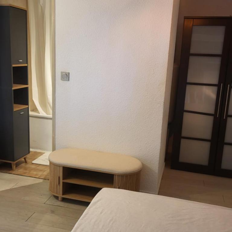 Charment petit t2 en duplex piscine - Appartement 1 Chambre - 9