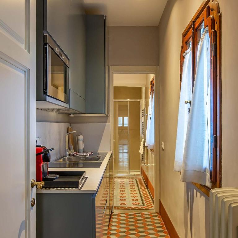 Palazzo Gherardi - Four-Bedroom Deluxe Apartment - 5