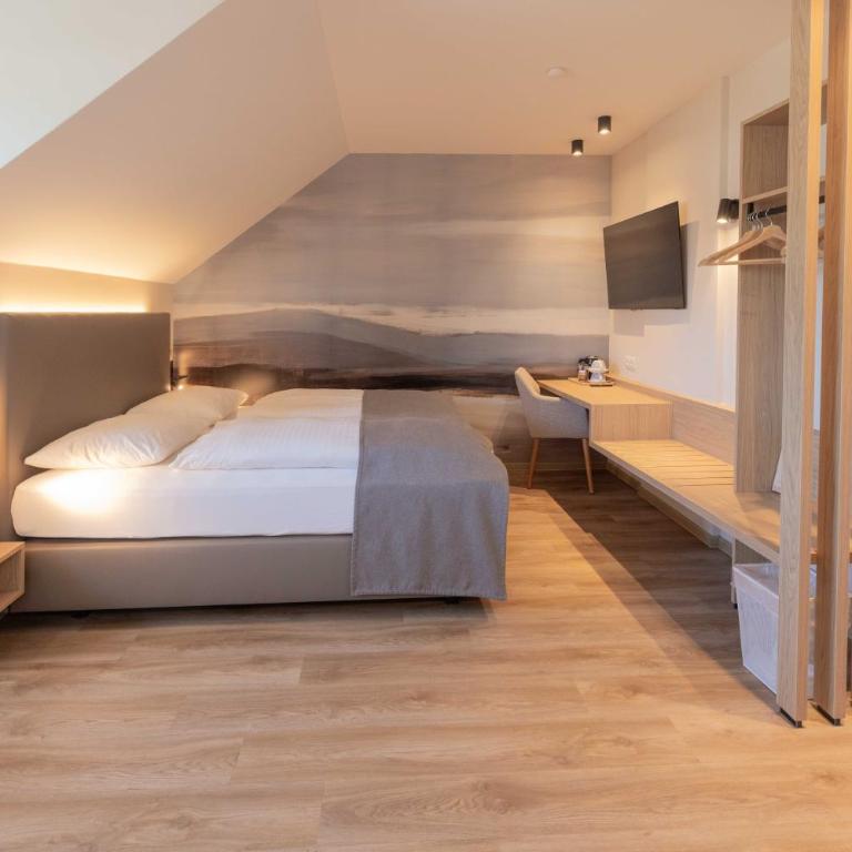 Hotel Restaurant Auerhahn - Deluxe Doppelzimmer - 1