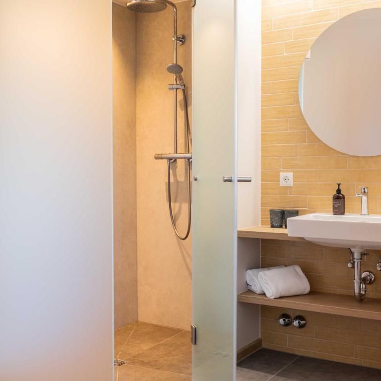 Hotel Restaurant Auerhahn - Deluxe Doppelzimmer - 12
