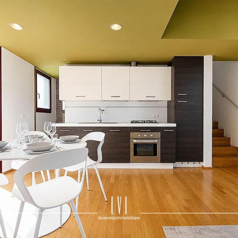 Loft sul Porto - con parcheggio privato - Appartamento con 1 Camera da Letto - 1
