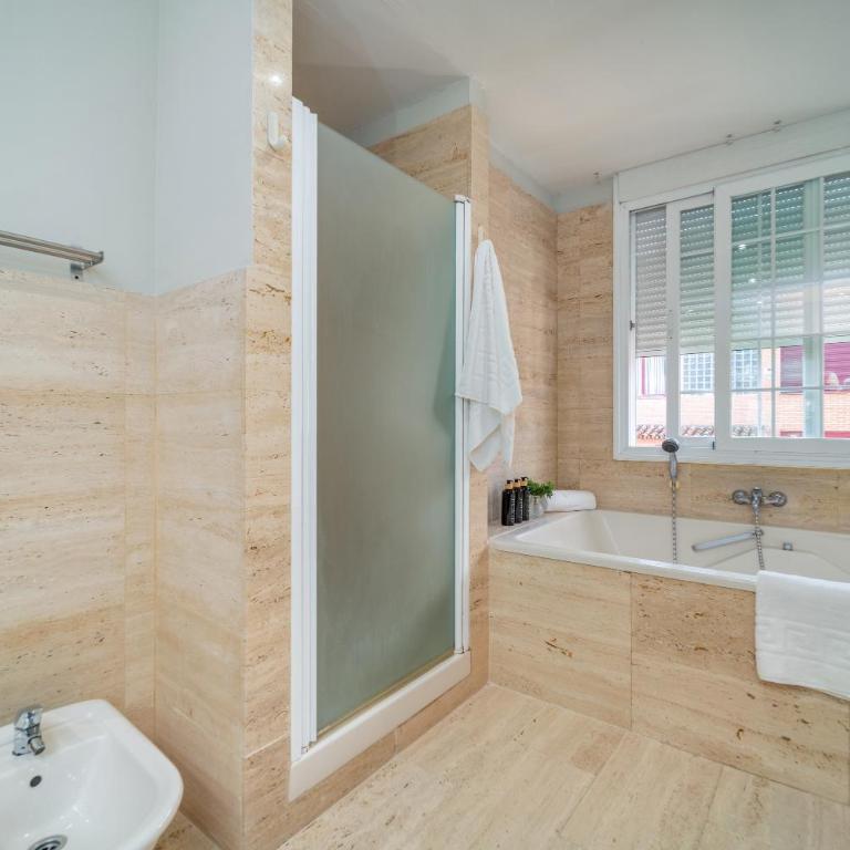 SukiHouse Vallarta - Doppelzimmer mit Whirlpool-Badewanne - 7