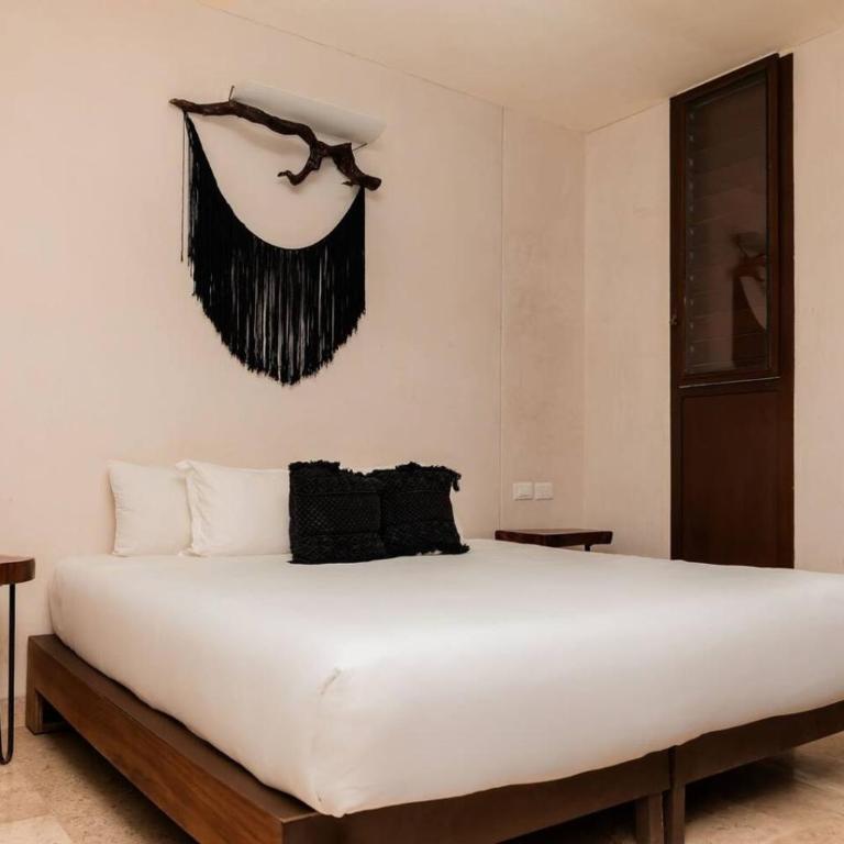Bajo Cielo Jungle View Terrace with Private Pool - Apartment - 17