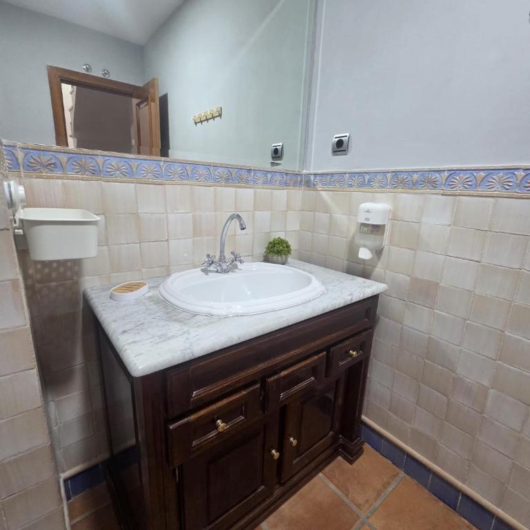 SukiHouse Vallarta - Doppelzimmer mit Gemeinschaftsbad - 5