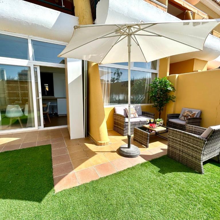GATU SIROCO junto la playa, piscina, aire acc, terraza -Preferente mayores de 21 años y familias " - Apartment mit Terrasse - 1