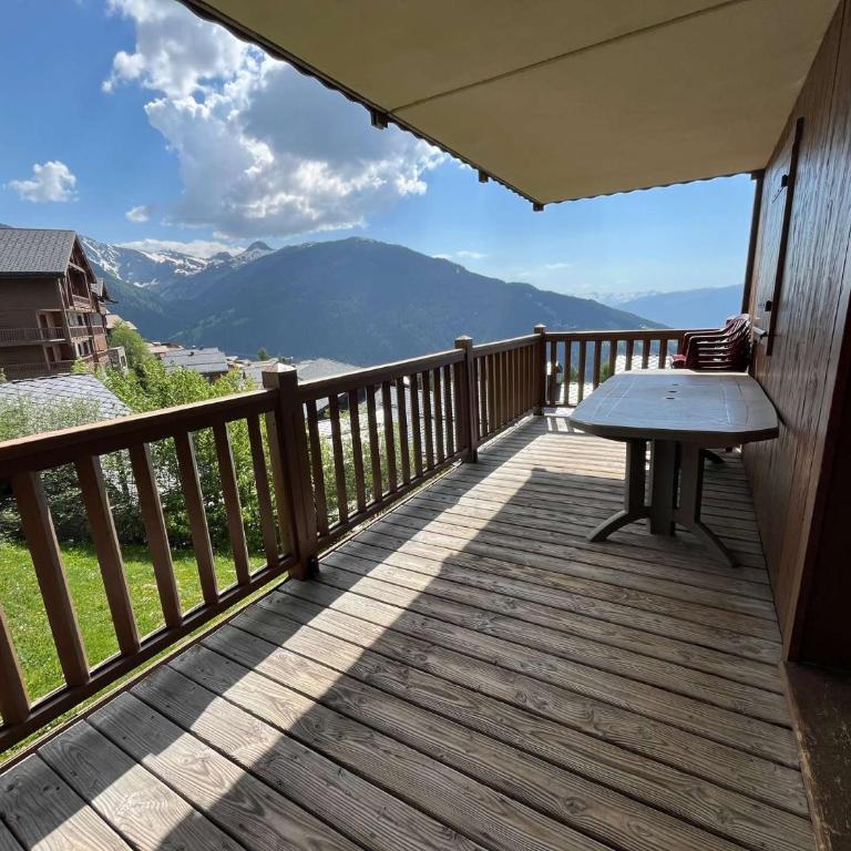 Logement 6-8 pers. chaleureux skis aux pieds - Appartement - 10