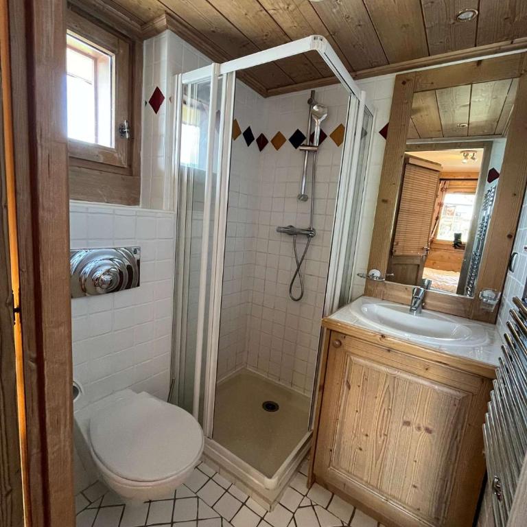 Logement 6-8 pers. chaleureux skis aux pieds - Appartement - 3