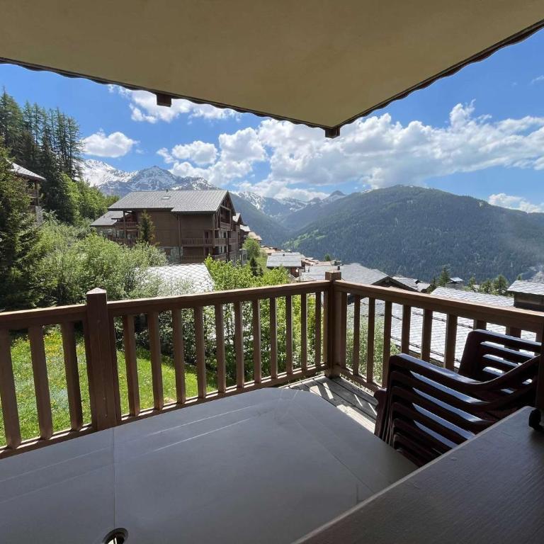 Logement 6-8 pers. chaleureux skis aux pieds - Appartement - 4
