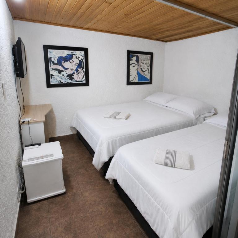 Portal Norte 170 ACOGEDORAS HABITACIONES CON TODOS LOS SERVICIOS - Habitación Triple con baño privado - 3