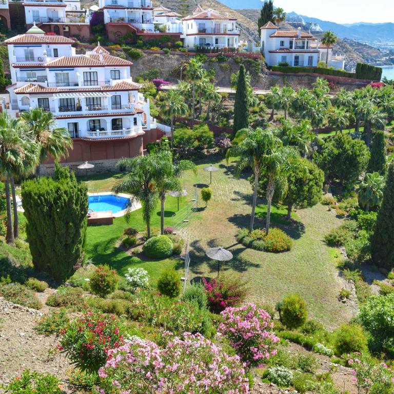 Sea, Blue Sky & Sun Panoramic Sea View Holiday Home near Nerja - Apartment mit 2 Schlafzimmern, Terrasse und Meerblick - 20