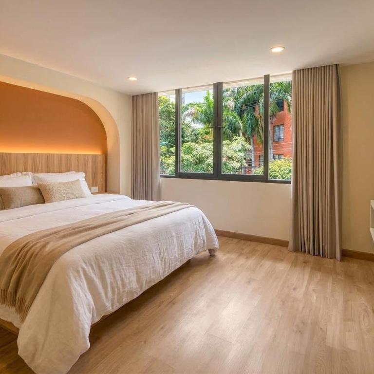Edificio Passiflora Luxury Suite - Two-Bedroom Apartment with Balcony and Terrace - 14
