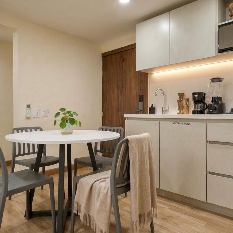 Edificio Passiflora Luxury Suite - Two-Bedroom Apartment - 22