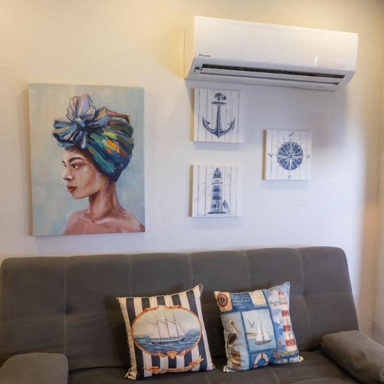1 Bedroom by the sea. Private Jacuzzi - Apartment - 65