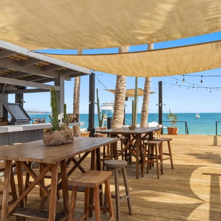 Medano Beach Cabo Resort 3 bedroom steps to marina - Villa - 29