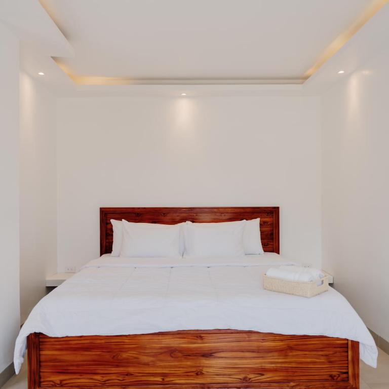 Montañablu Hotel - Suite con cama grande y balcón - 2
