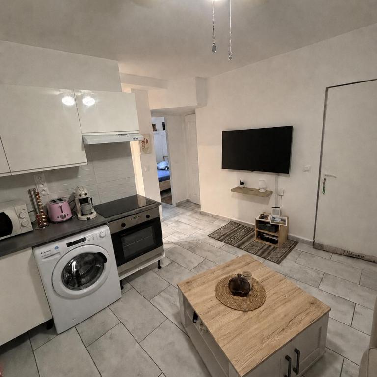 Bel appartement à deux pas du vieux port - Apartment mit 1 Schlafzimmer - 2