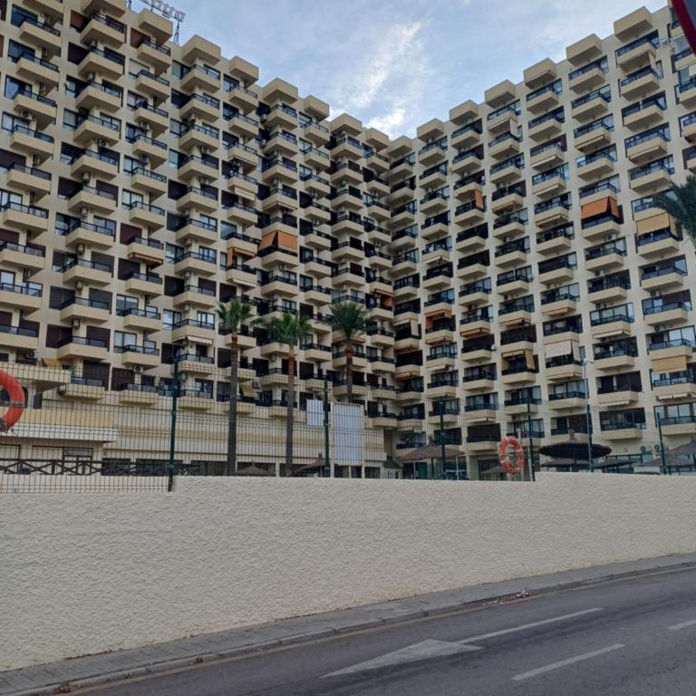 Aloha Paradise Beach - One-Bedroom Apartment with Sea View and Balcony - 8