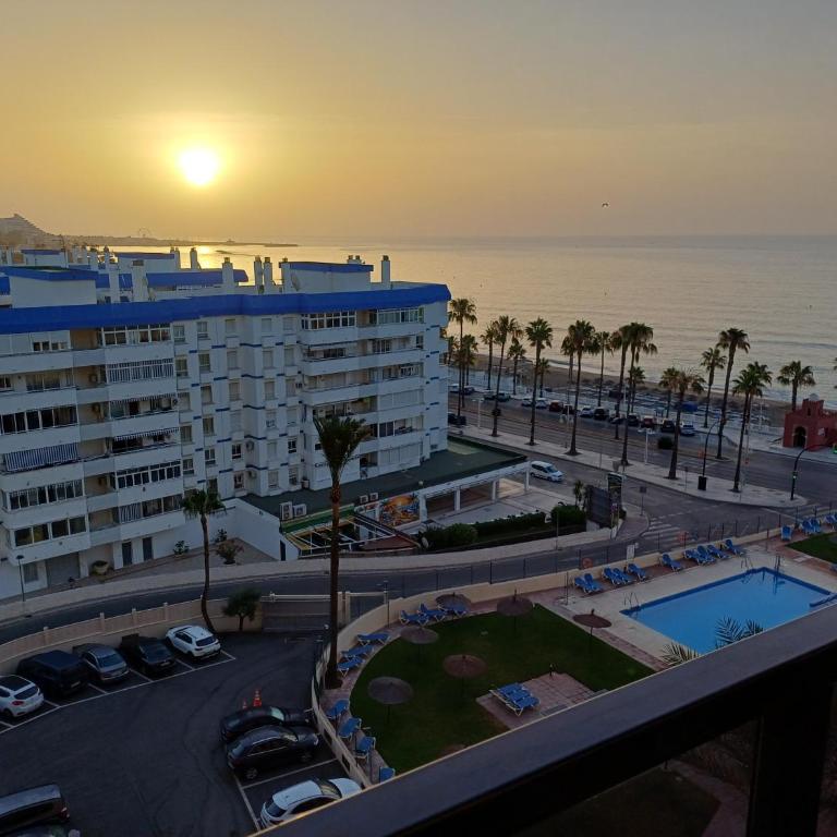 Aloha Paradise Beach - One-Bedroom Apartment with Sea View and Balcony - 11