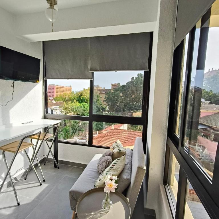 Aloha Paradise Beach - One-Bedroom Apartment with Sea View and Balcony - 26