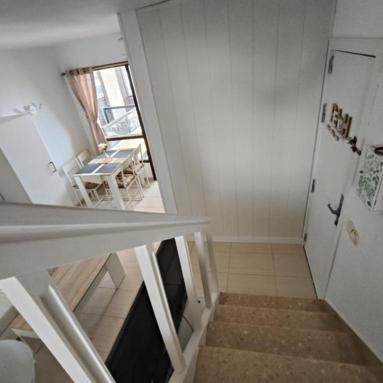 Aloha Paradise Beach - One-Bedroom Apartment with Sea View and Balcony - 30