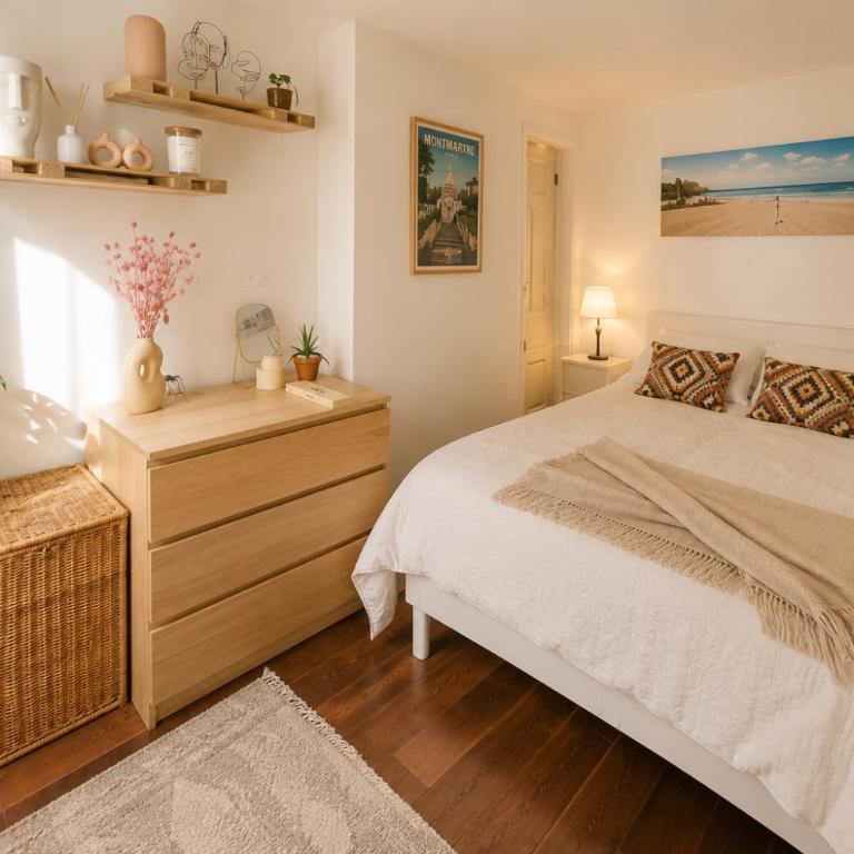 Bright 2-Bedroom Apartment I 5 guests I Near République, canal Saint Martin & Le Marais - Appartement 2 Chambres - 1