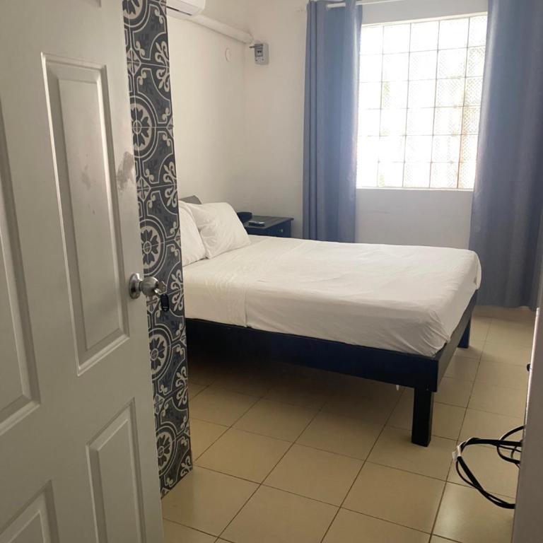 Caribo Cozumel - Standard Doppelzimmer mit Gemeinschaftsbad - 1