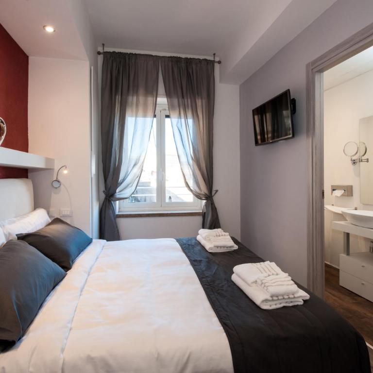 Brunelleschi Holidays Hostel - Camera Matrimoniale Standard - 7