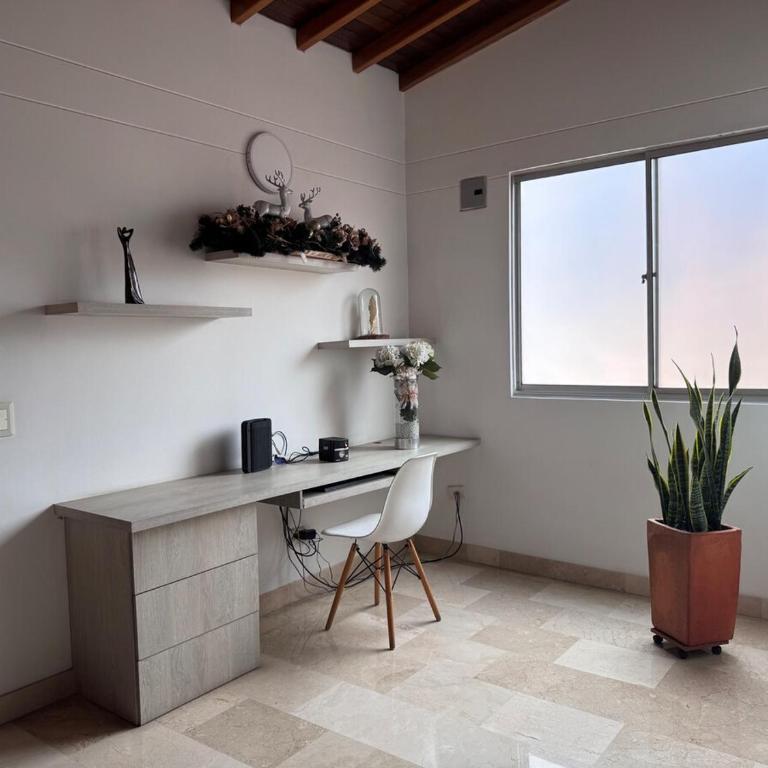 Penthouse in Medellín Jacuzzi Terrace and 360Degree View - Apartment - 36