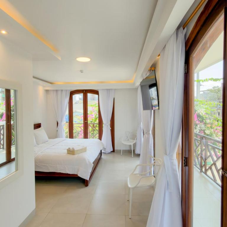 Montañablu Hotel - Suite con cama grande y balcón - 3