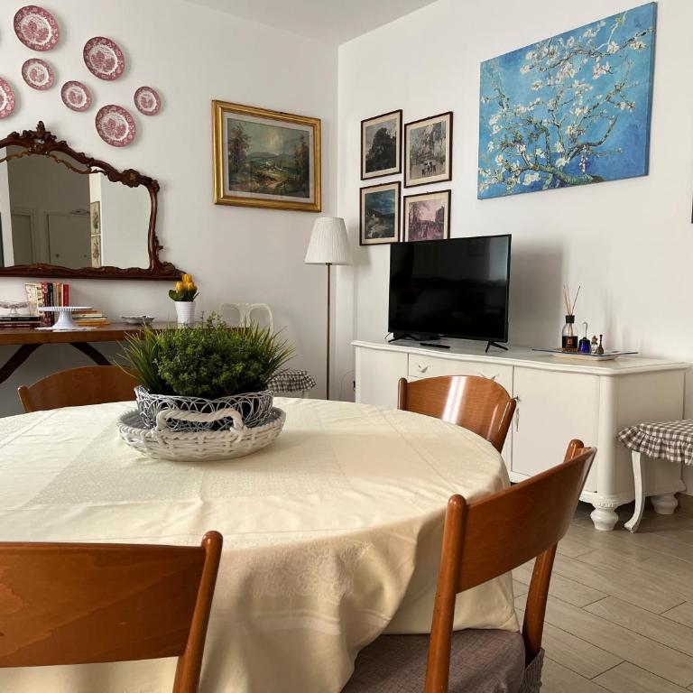 Affaccio sul Centro - Appartamento con 2 Camere da Letto - 5
