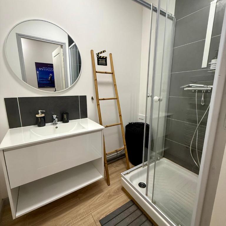 L'Entracte - Cinema Prive - Hypercentre - Apartamento de 2 dormitorios - 2