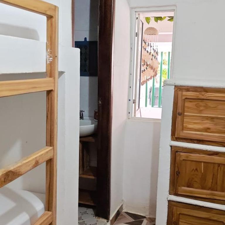 Hostel Rincon del mar Ebenezer - Habitación Triple Estándar con vistas al mar - 5