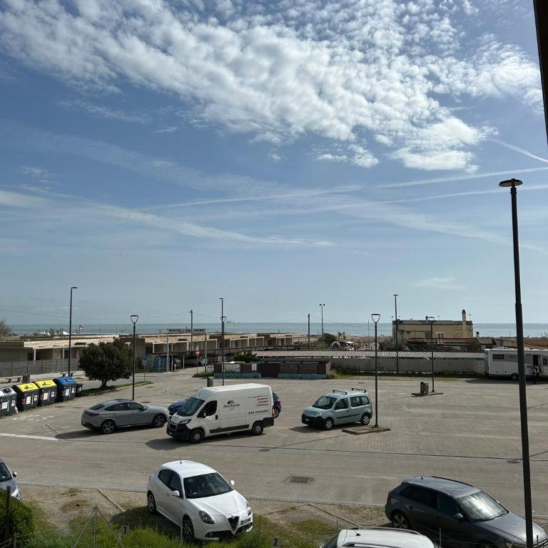 Armida 10 FRONTE MARE con vista, balconi e posto auto - Appartamento con 1 Camera da Letto - 1