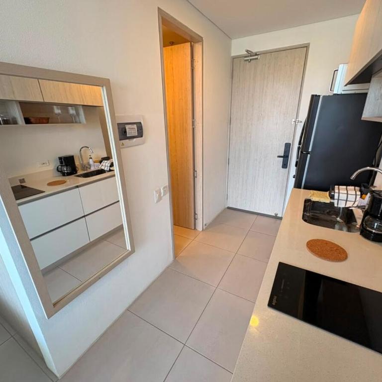 Suite con Jacuzzi y Vista Lateral al Mar - One-Bedroom Apartment - 21