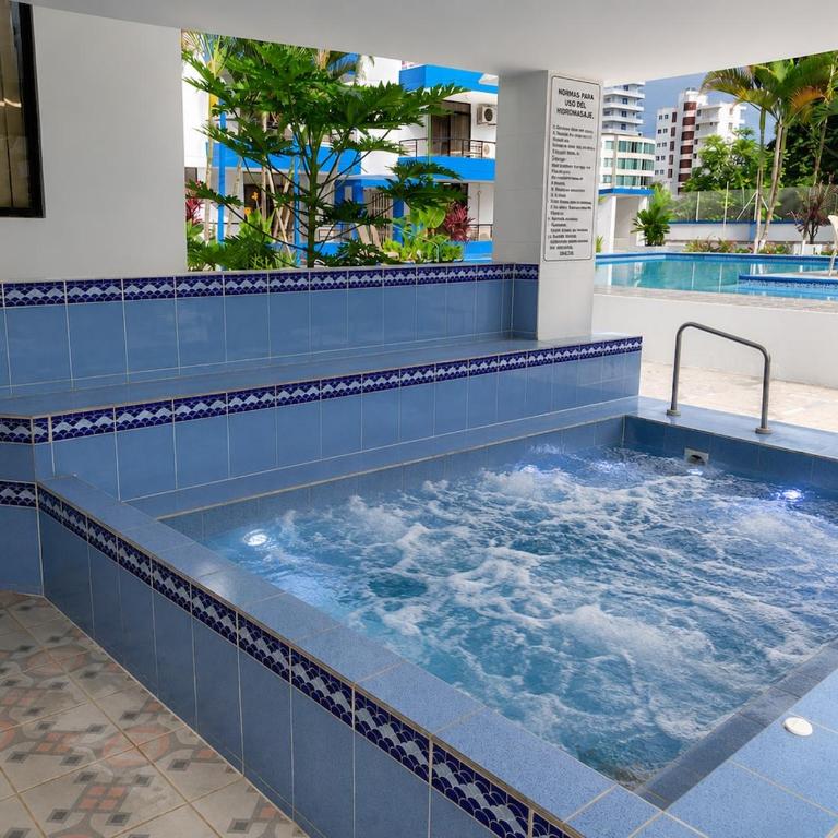 Departamento Familiar para 6 Jacuzzi y Parqueadero - Apartamento de 2 dormitorios - 10