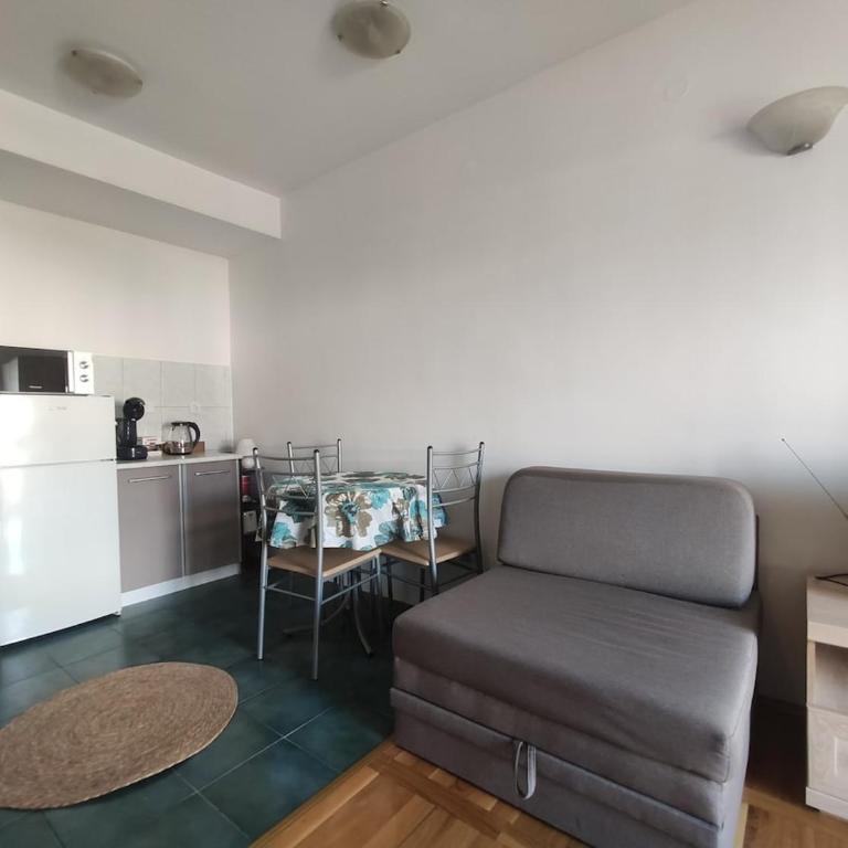 Studio Ana - Studio with Sofa Bed - 12