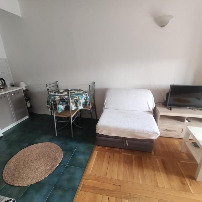 Studio Ana - Studio with Sofa Bed - 22