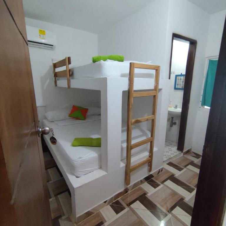 Hostel Rincon del mar Ebenezer - Habitación Triple Estándar con vistas al mar - 1