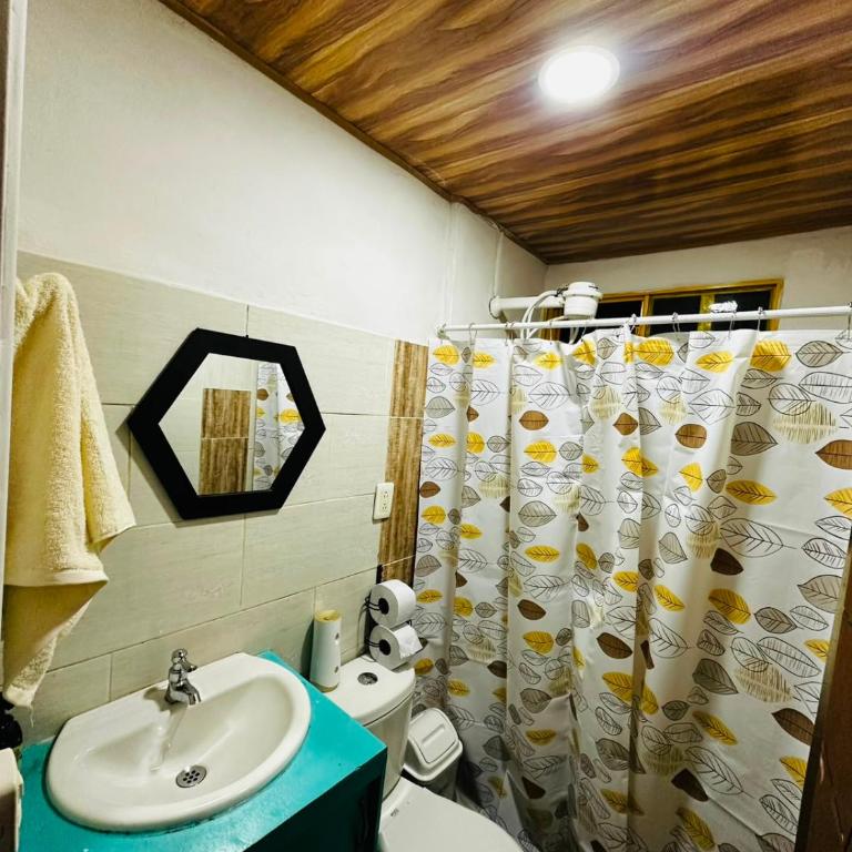 Hermoso Alojamiento en Tena Cundinamarca - Casa de 4 dormitorios - 7