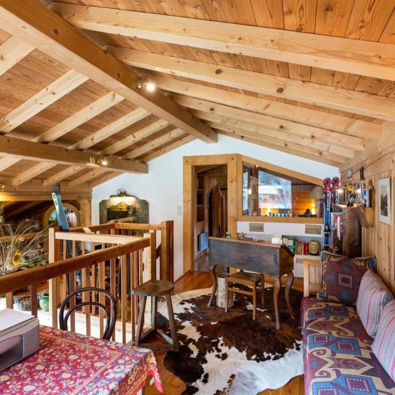 Authentic Chalet in Chamonix-Mont-Blanc - Chalet - 5