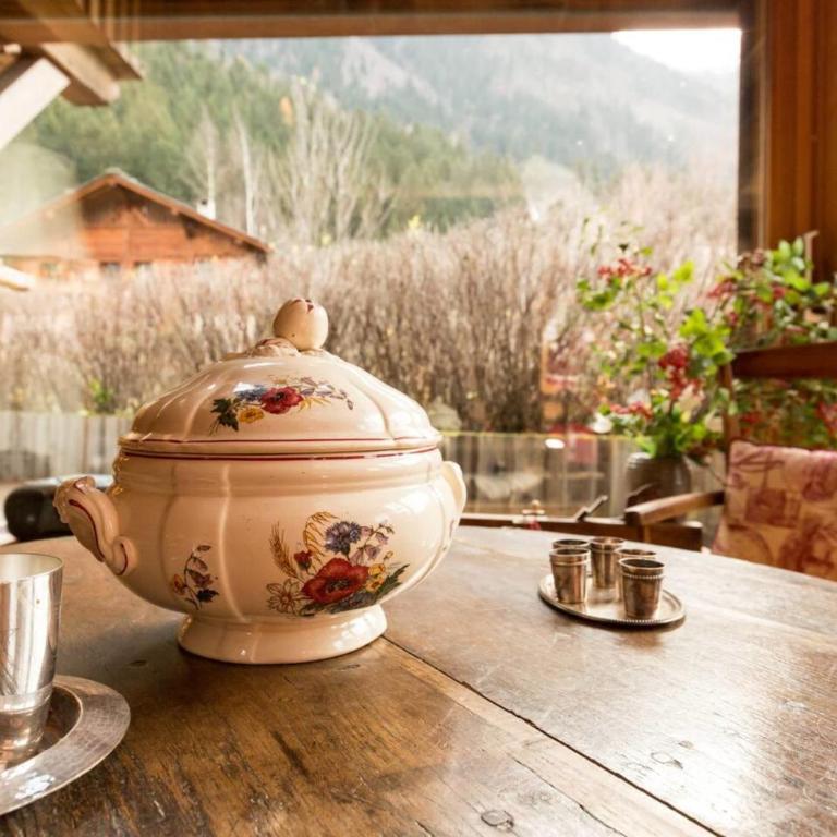 Authentic Chalet in Chamonix-Mont-Blanc - Chalet - 8
