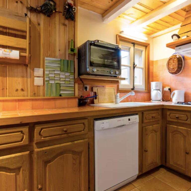 Authentic Chalet in Chamonix-Mont-Blanc - Chalet - 9