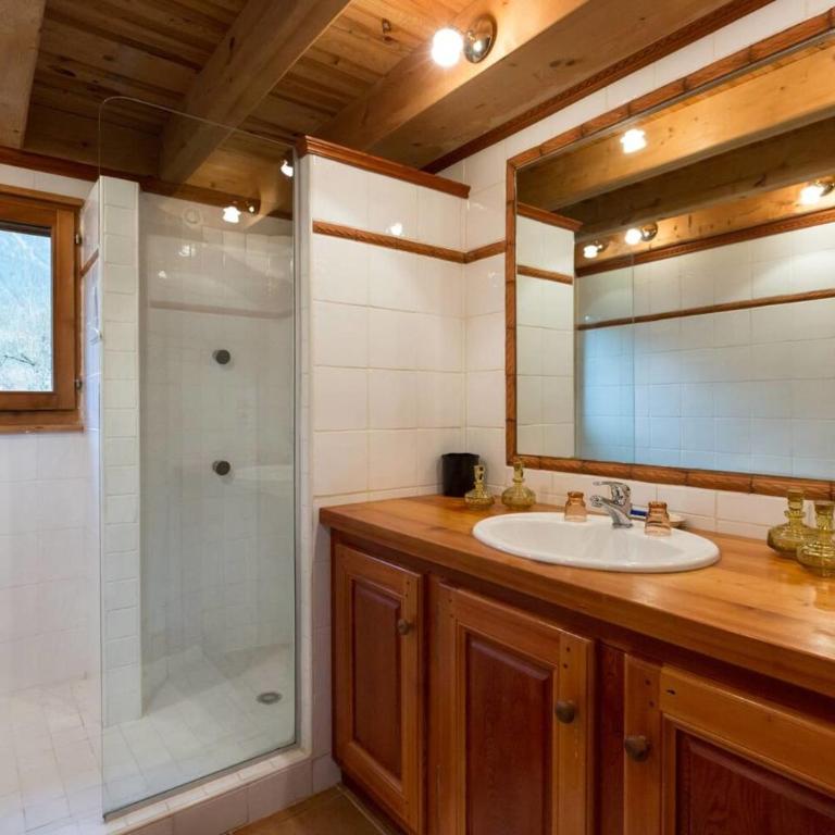 Authentic Chalet in Chamonix-Mont-Blanc - Chalet - 37
