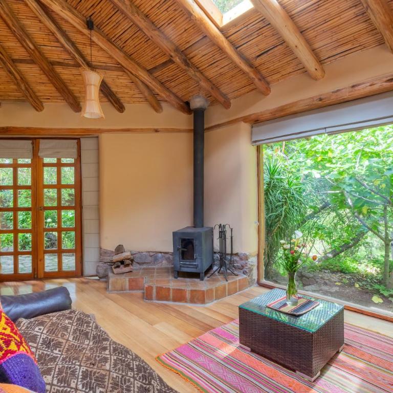 Munay Sonqo Retreat & Yoga Center - Deluxe Room - 1